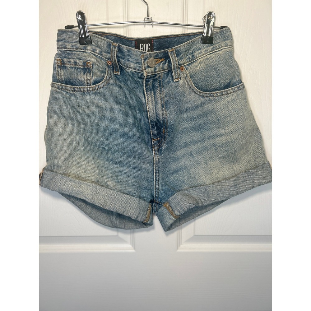 BDG Urban Outfitters‎ Mom Shorts Womens 26 Light Wash High Rise Denim Cuffed